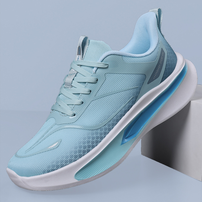 Sneakers per il Weekend Univer - Outdoor Sportsman Group recensione e prezzo