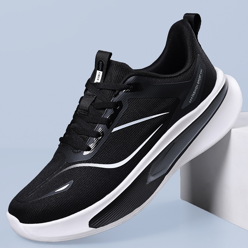 Sneakers per il Weekend Univer - Outdoor Sportsman Group recensione e prezzo
